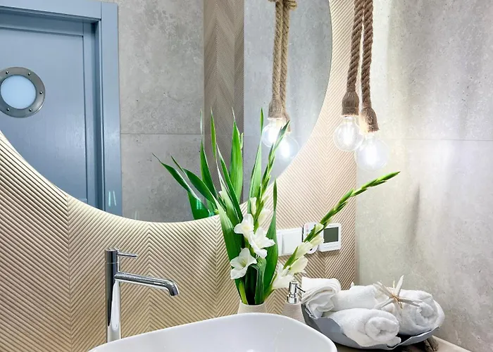 Aqua Przystan 80 - Novum ルミア